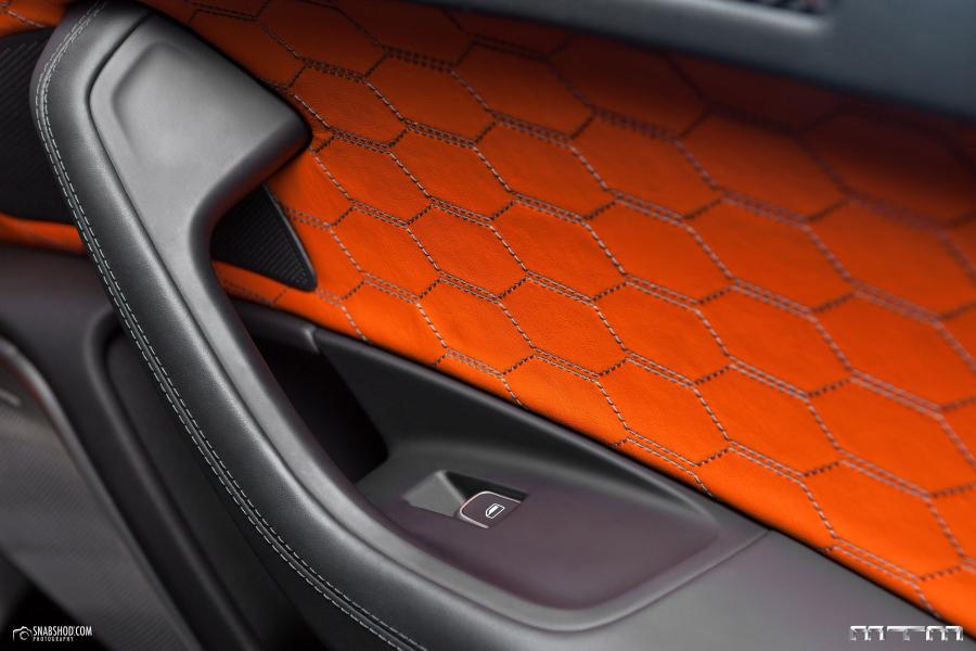 Детали интерьера Audi RS6 Avant Clubsport by MTM (4G, C7) 2015 года  (фото 7 из 7)